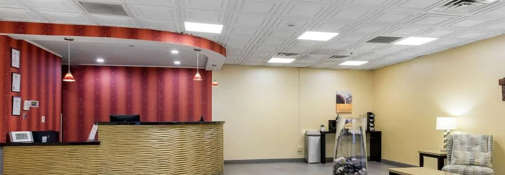 Quality Inn & Suites Charleston - Civic Center