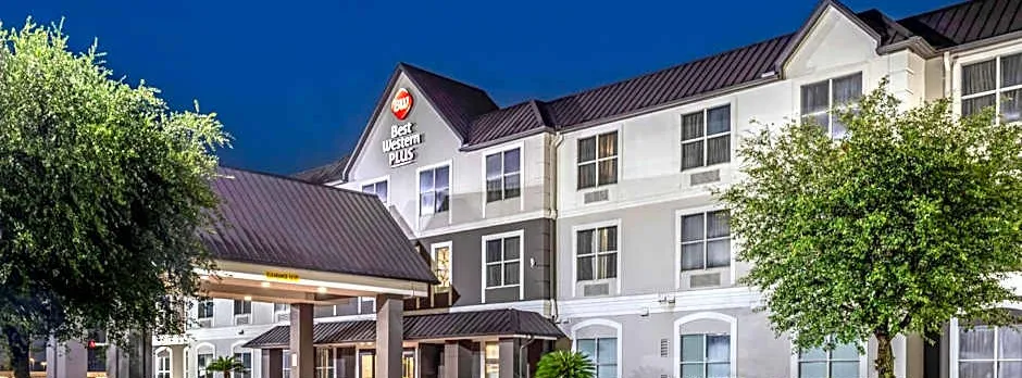 Best Western Plus Hobby Airport Inn & Suites