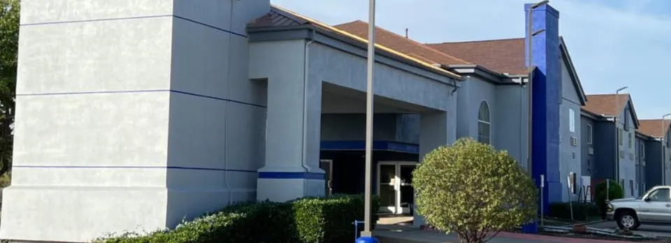 Americas Best Value Inn & Suites-Haltom City/Ft. Worth