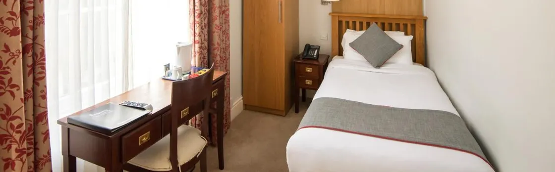 Oyo Flagship the Regency