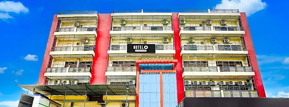 Super Hotel O Hyderabad Gate IIT BHU