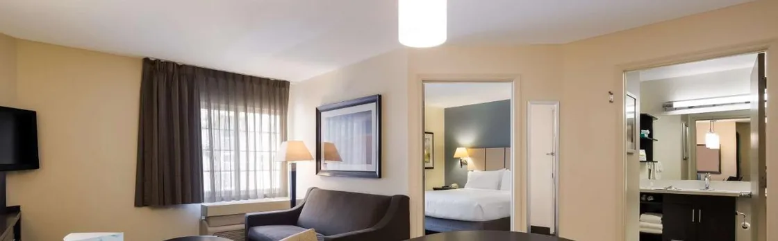 Sonesta Simply Suites St Louis Earth City