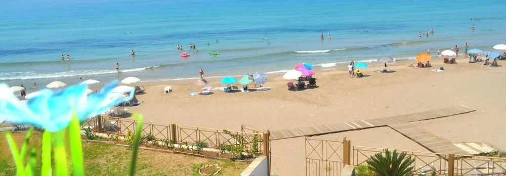 Beachfront 2-Bed Luxury Suite - Agios Gordios Corfu Greece