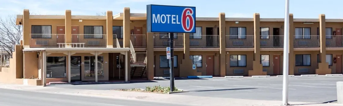 Motel 6 Santa Fe Plaza - Downtown #4573