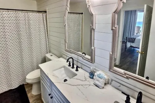 Barefoot Bliss - beachfront condo - sleeps 12