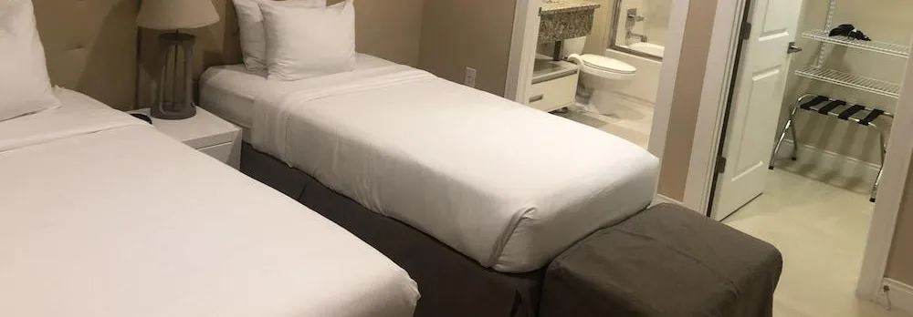Comfortable 4 Bdr House Near Disney in Orlando