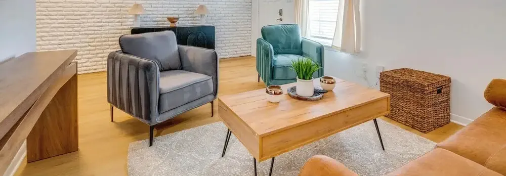 Walk to Campus: Creekside Austin Duplex!