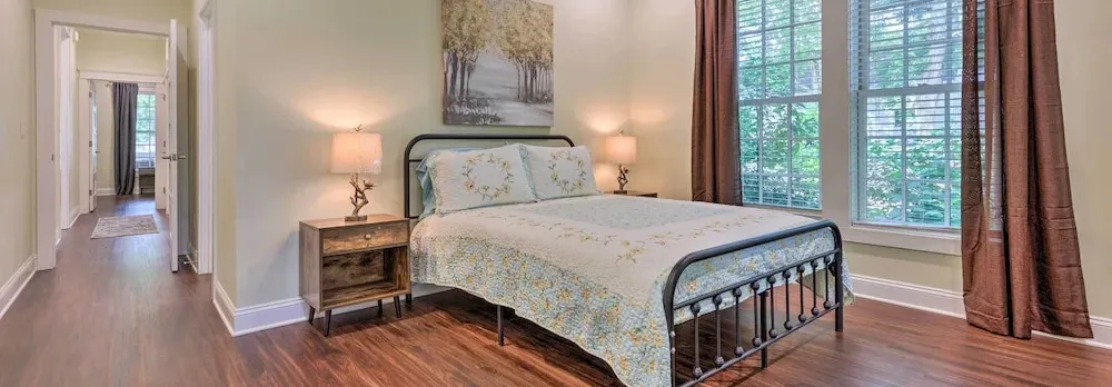 2 Mi to Dauphin St! Charming Home in Mobile