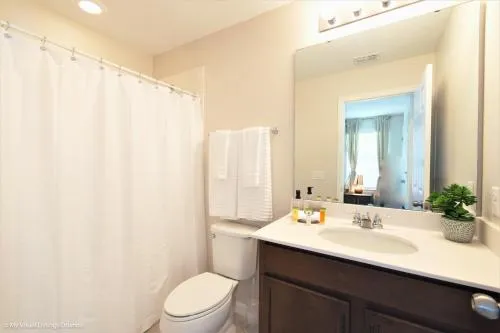 Solara Resort Townhome, 15 minutes from Disney