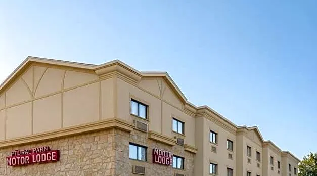Floral Park Motor Lodge