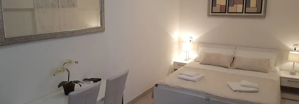 Rooms Valentino