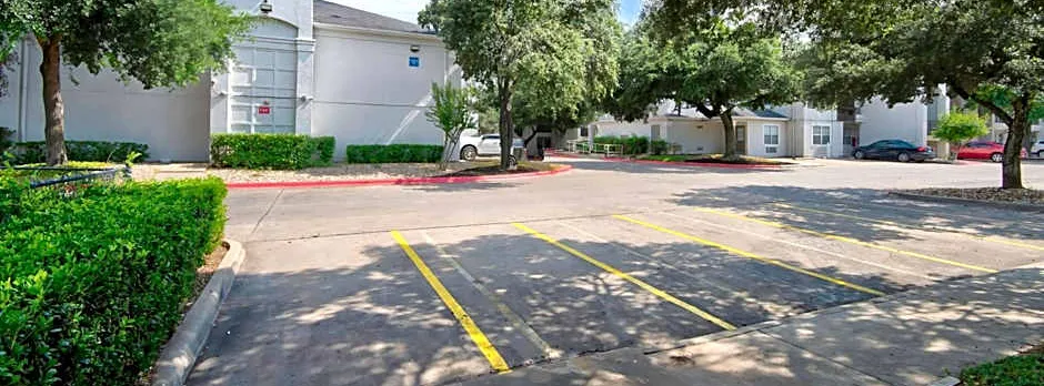 Studio 6 Extended Stay - Austin, TX - Midtown