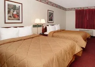 Quality Inn & Suites Dixon near I-88