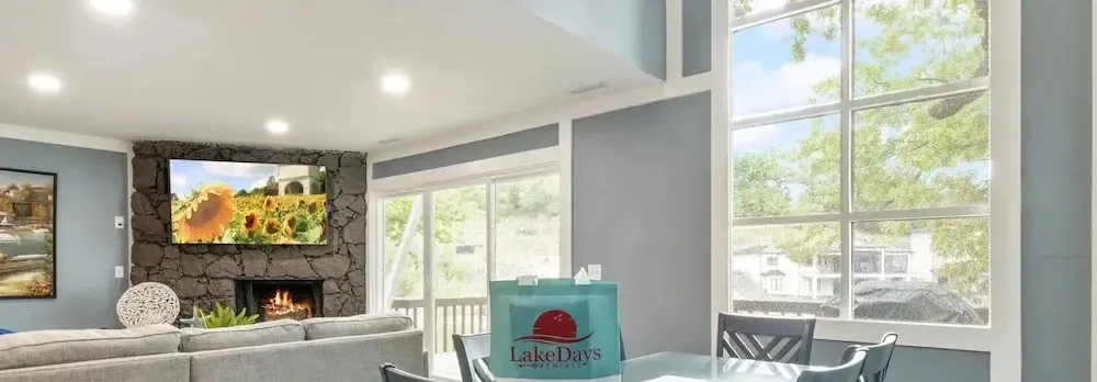 Our Cove Retreat - Perfect for Wave-free Swimming, Tanning & Prime Location Fun!