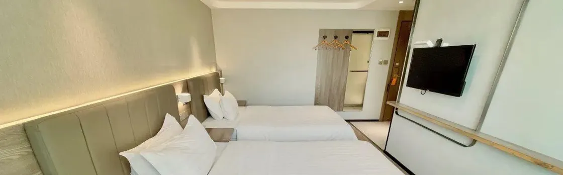 7 Days Inn (Guangzhou Panyu Shiqiao Pedestrian Street)