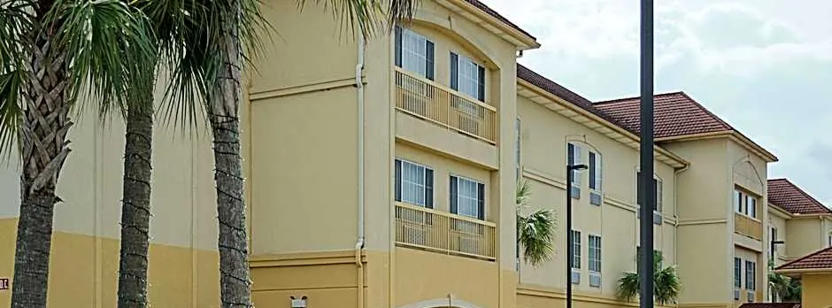 La Quinta Inn & Suites by Wyndham Mobile Satsuma / Saraland