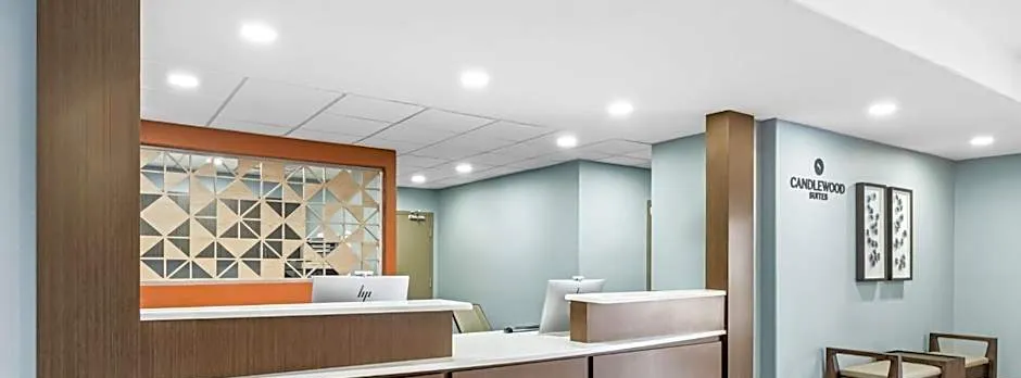 Candlewood Victoria By IHG
