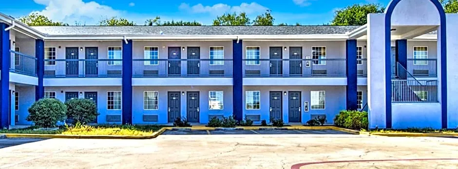 Heights Inn by Townhouse Harker Heights/Killeen