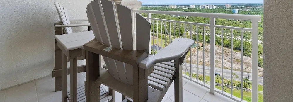 Indigo East 2002 With Private Poolside Cabana!