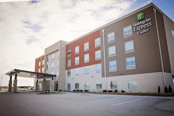 Holiday Inn Express & Suites Champaign North - Rantoul