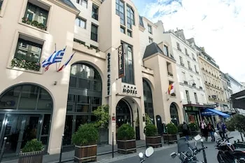 Opera Cadet Hotel