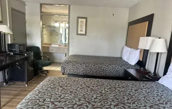 La Casa Inn Albany Near Tifton GA I 75