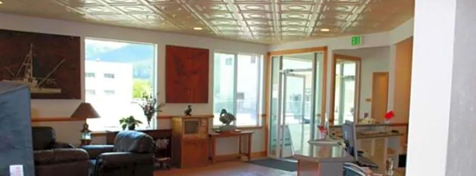 Juneau Hotel
