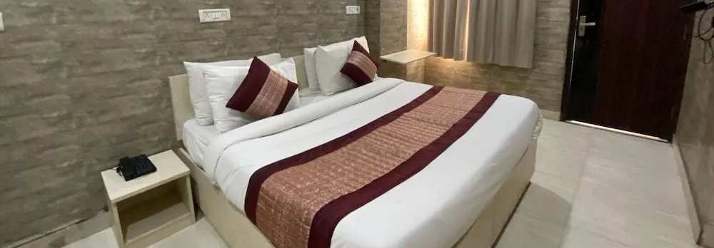 Hotel Red Chilly