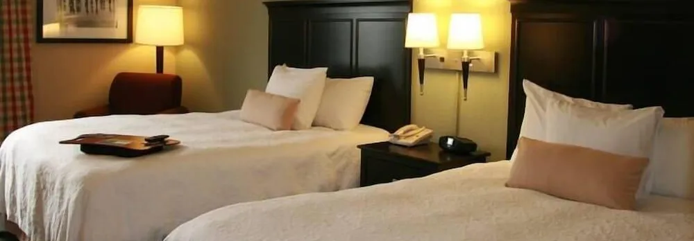 Hidden Falls Inn at Lake Marble Falls