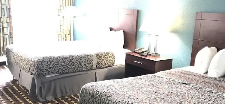 Days Inn by Wyndham Fort Wright Cincinnati Area