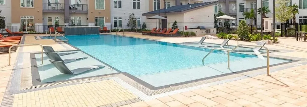Riviere 2BR Apartment Pet Friendly Oasis Sleeps 6 Close to Epic Universe Pool & Gym