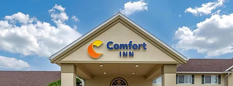 Comfort Inn Dyersville Near Field of Dreams