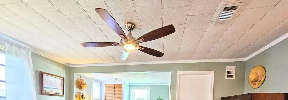 Private House Walk to the Beach & Parks! Large Decks, Family Vacation! Hammock Beach