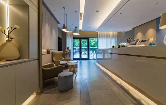 Homeinn · neo (Shanghai Minsheng Road Yanggao Middle Road Subway Station)
