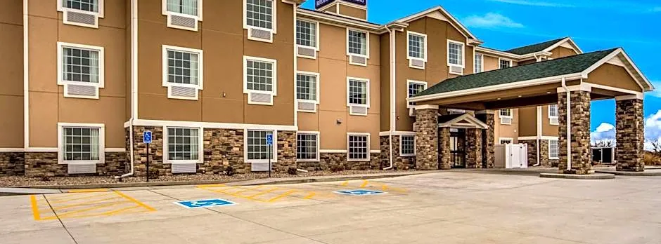 Cobblestone Hotel & Suites - Cozad