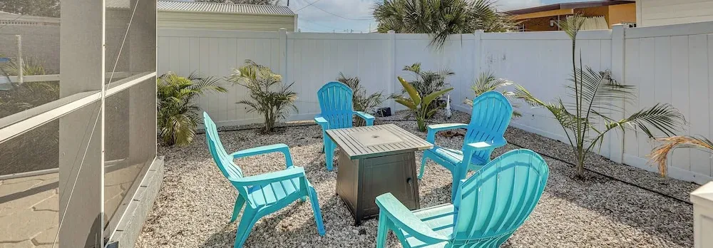 Pool Paradise! Port Charlotte Home Near Beach