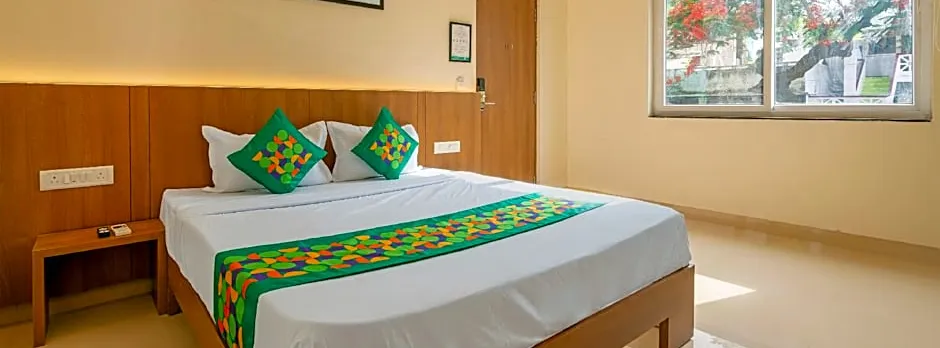 Treebo Arastu Elite Inn, Lakdikapul Near Nampally Station
