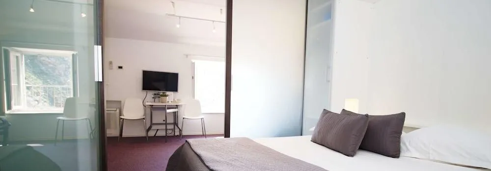 Miro Studio Apartments