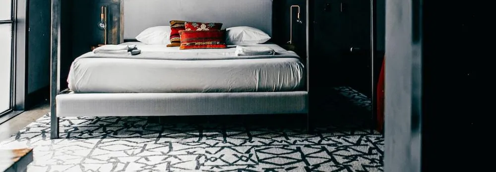 Native Hostels