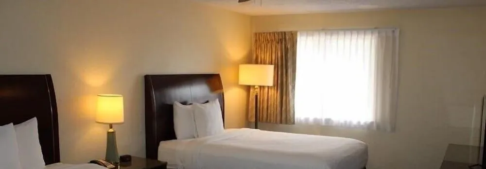 Executive Inn & Suites