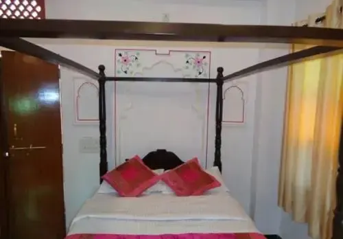 Hari Niwas Guest House
