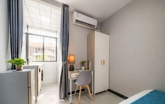Huiyou Hotel Apartment (Shi'ao Subway Station Branch, Maternal and Child Health Hospital New Campus)