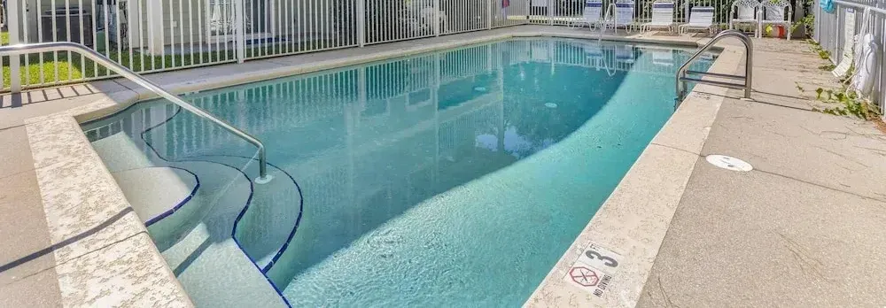 Laguna Breeze C