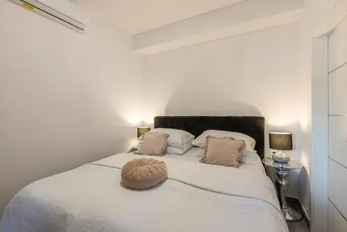 Apartments Milla