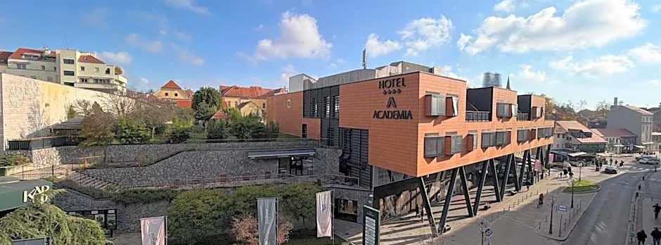 Hotel Academia