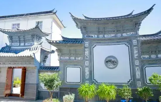 Ten Gardens, Nine Views | 360° Vitas Xizhou Dual-View Designer Lodge (Erhai Ecocorridor)