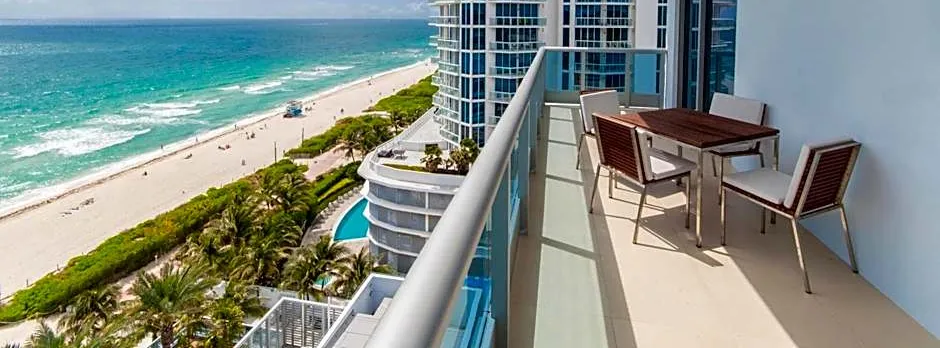 Monte Carlo Suites in Miami Beach