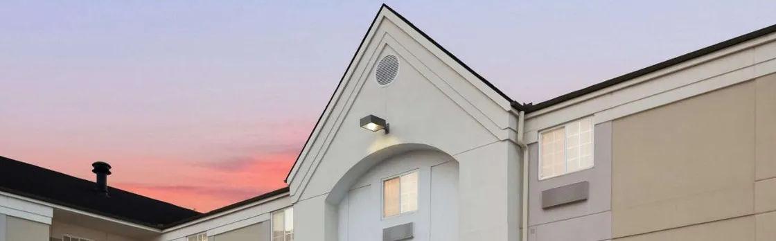 Sonesta Simply Suites Austin South