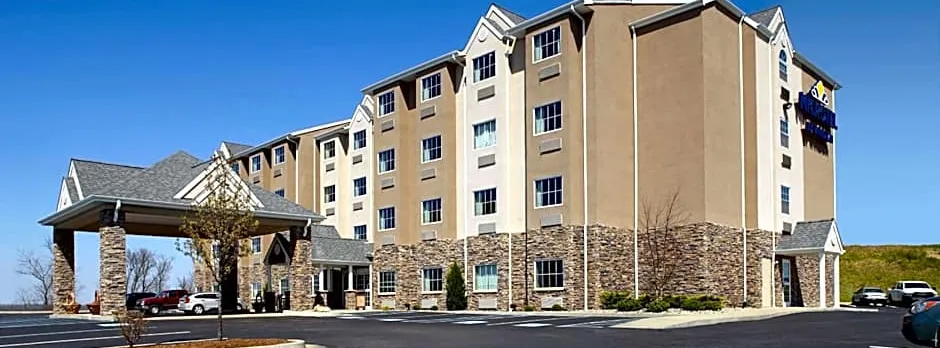 Microtel Inn & Suites by Wyndham New Martinsville