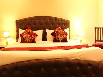 Karan Holiday Inn